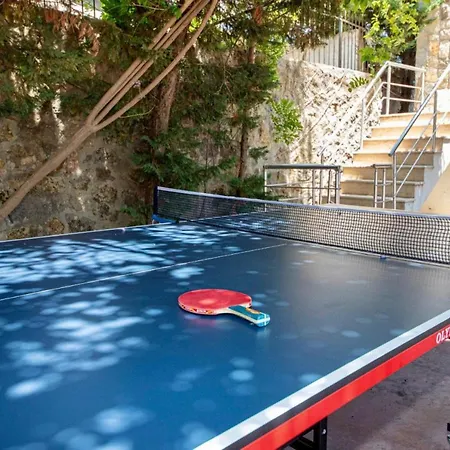 Luxurious House With Shared Pool And Sauna In Tatil Evi *